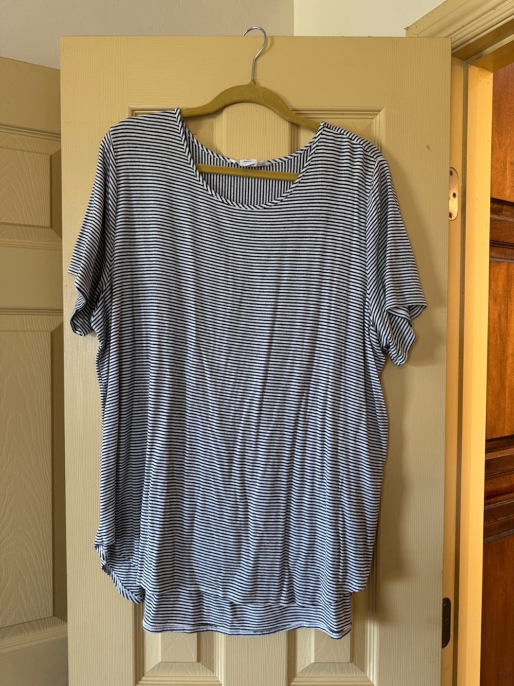 Women’s Striped Short-Sleeve Tee in Black and White